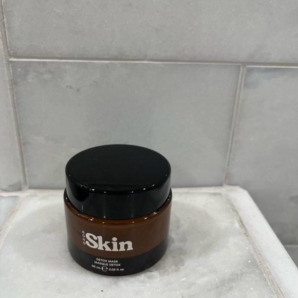 SOHO Skin Detox Mask.